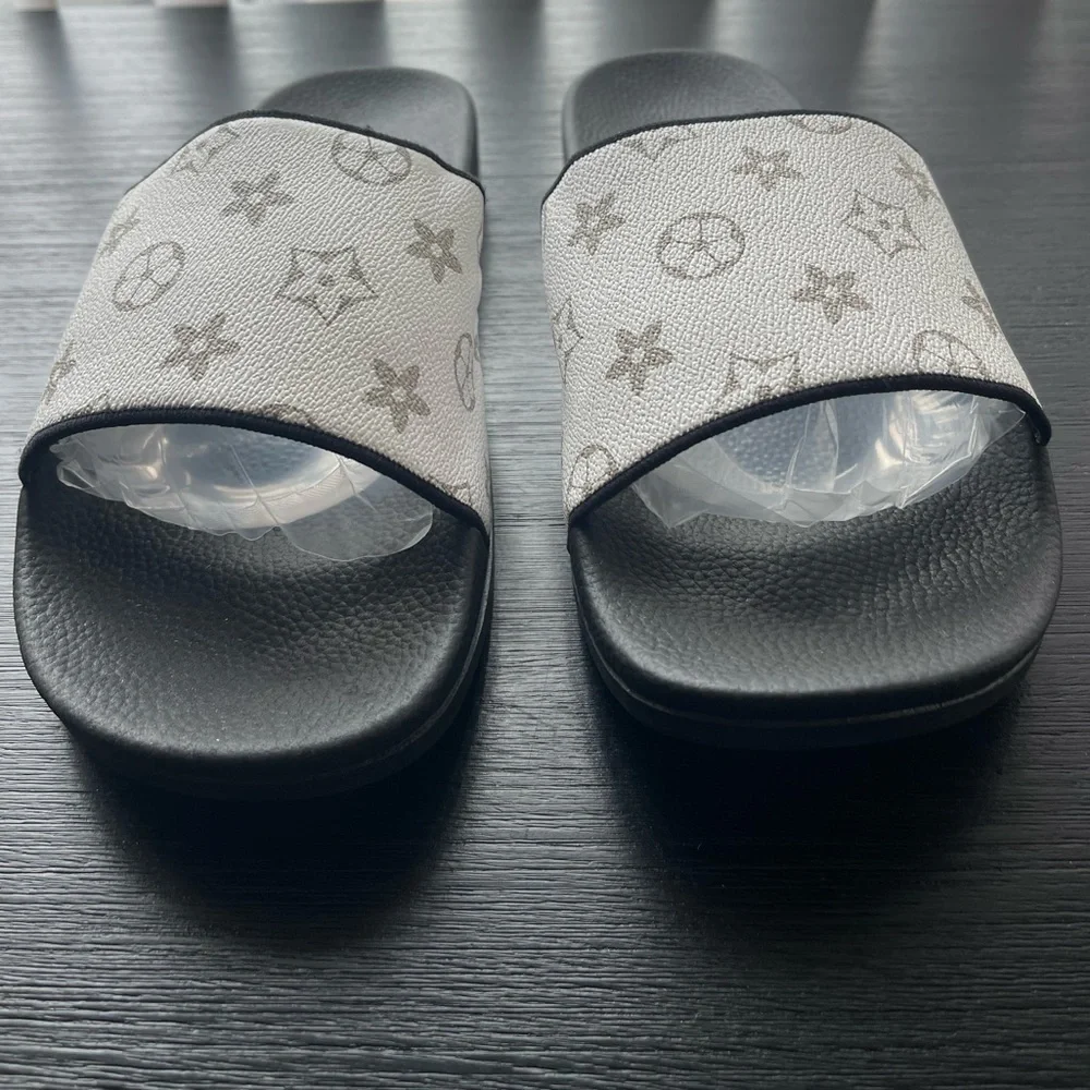 unbranded stylish slide